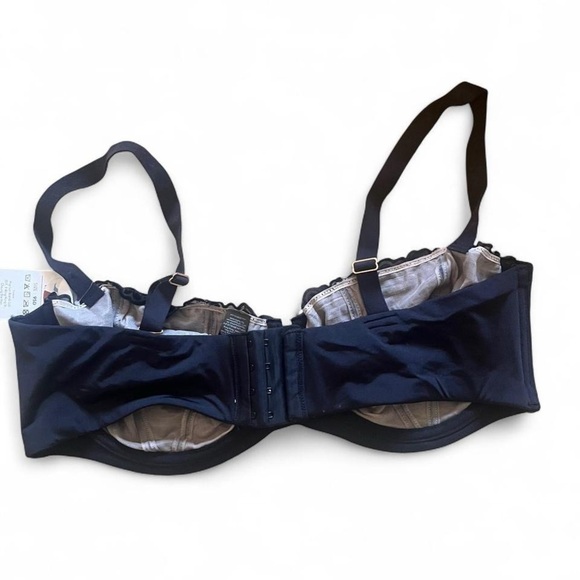 Luxurious Midnight Blue Lace Bra - Picture 3 of 3